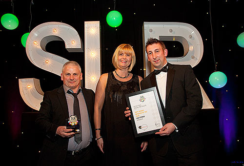 L&A Stores, Aberdeen wins Scottish Local Retailer's Soft Drinks Retailer of the Year category